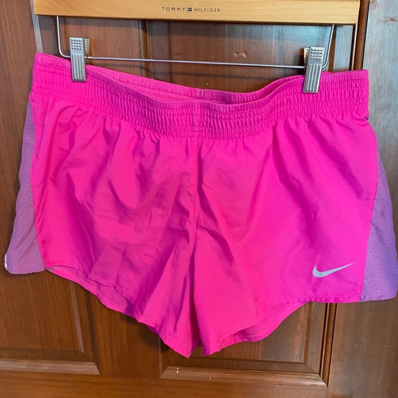Nike Pants - Nike athletic shorts Nike Pants - Nike athletic shorts
